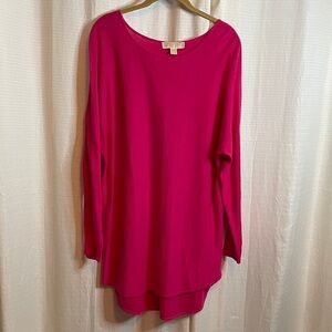 Michael Kors Fuchsia Top - could wear like a dress! Very cute!